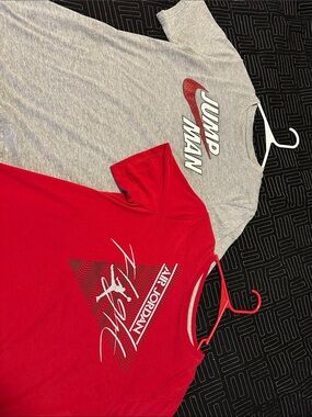 Nike Red & Gray Graphic Tee Pair